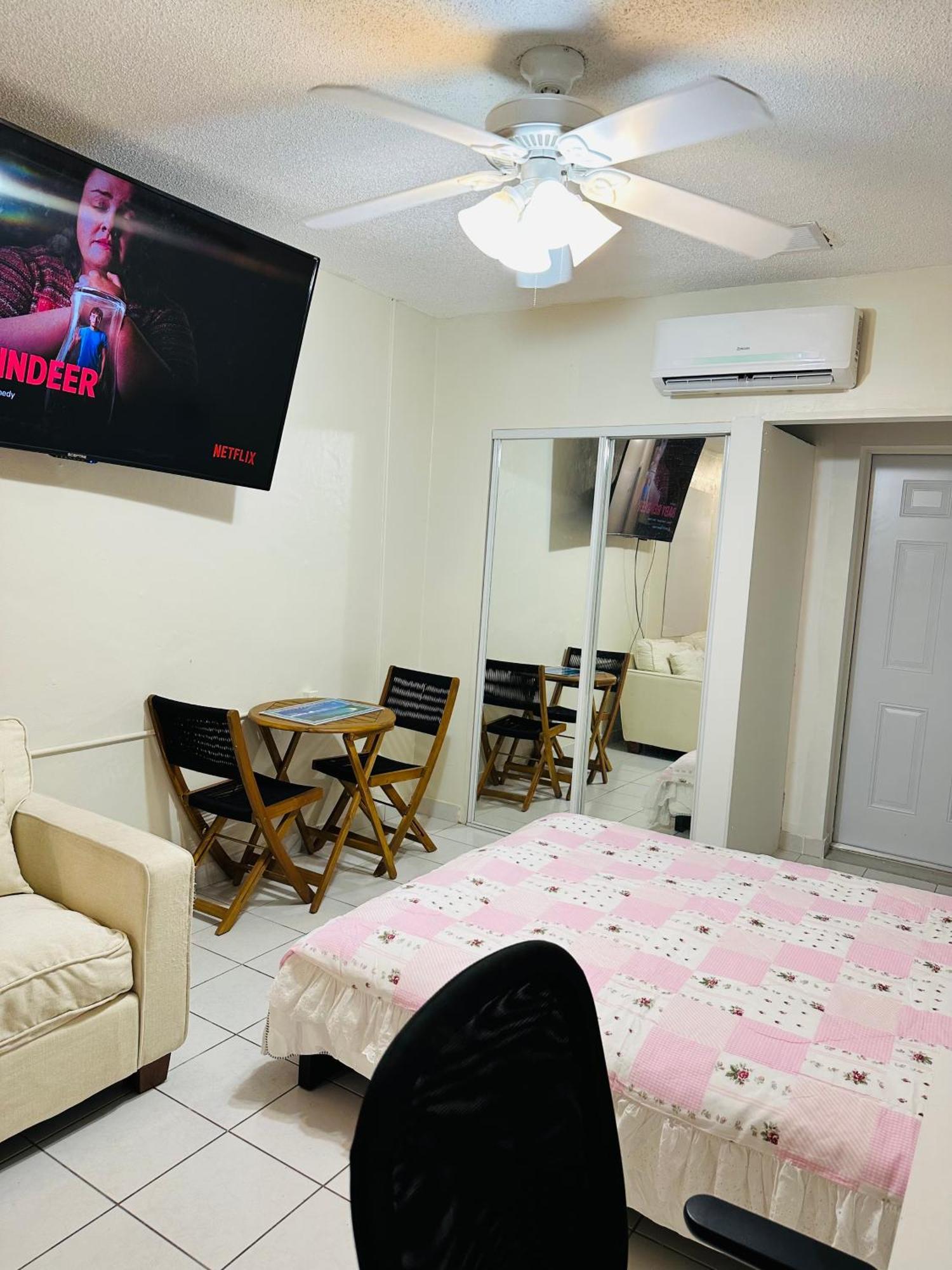 Hidden Mia Apartment Маямі Екстер'єр фото
